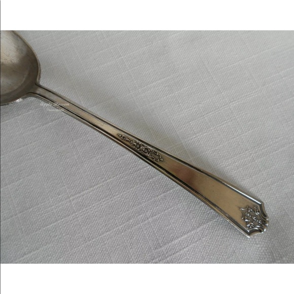 Vintage Estate National Silver Plate E.P.N.S. 1930 Gramercy Serving Spoon - Picture 3 of 9